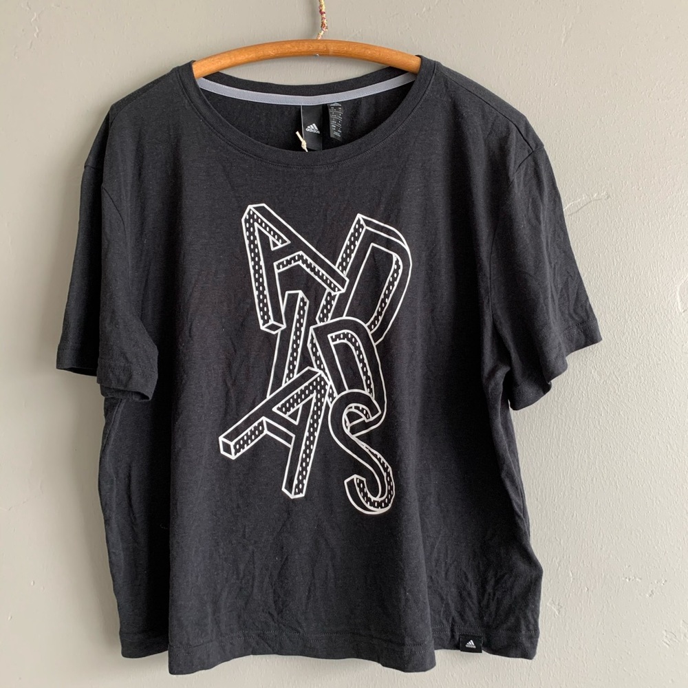 Adidas Mini crop Tee